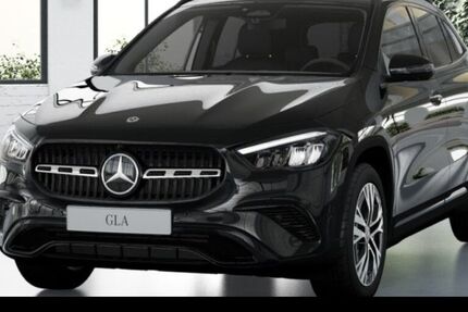 Mercedes-Benz GLA 200 9.900 km 41.900 &euro; Hamburg 22047