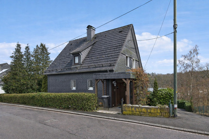 Haus Siegen Gosenbach - 4 Zimmer, 127 m&sup2;, 229.000&euro; | Angebot:25390890