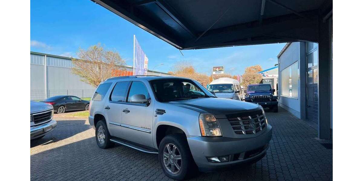 Cadillac Escalade 163.700 km 6.900 &euro; Barmstedt 25355