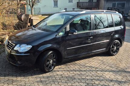 VW Touran 256.000 km 2.800 &euro; Mendorf 93336