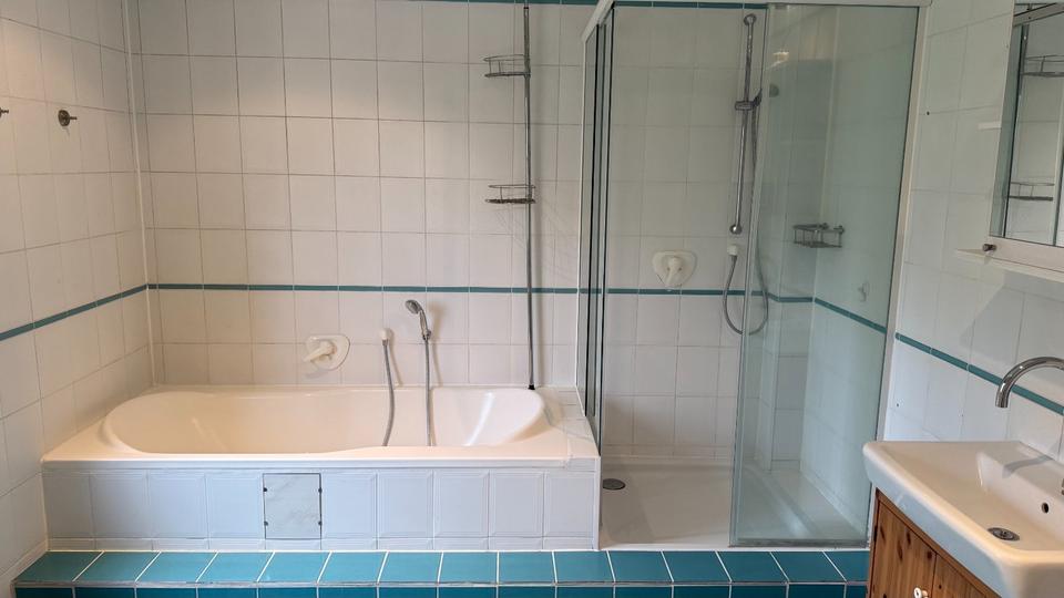 Etagenwohnung Erlensee - 3 Zimmer, 120 m&sup2;, 1.200&euro; | Angebot:25127055