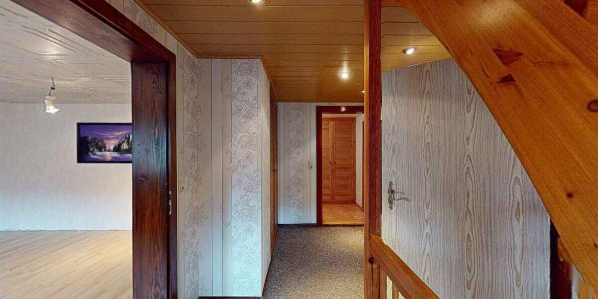 Einfamilienhaus Bad Schandau Postelwitz - 5 Zimmer, 166 m&sup2;, 139.000&euro; | Angebot:25705157