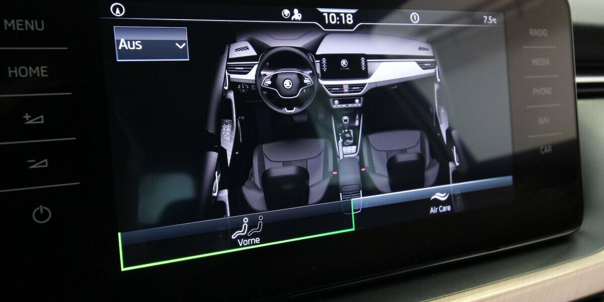 Skoda Kamiq TSI OPF DSG Style Plus NAVI+LED+ACC+ALU17 24.236 km 20.900 &euro; Hagenow 19230