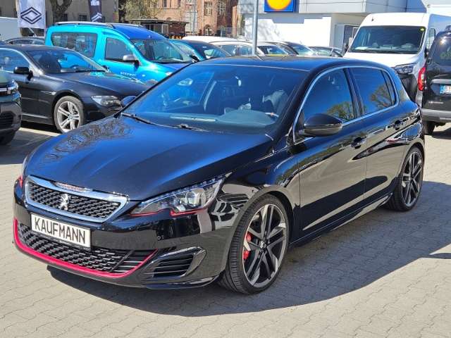 Peugeot 308 154.994 km 12.890 &euro; Berlin - Steglitz 12247