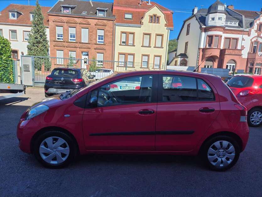 Toyota Yaris 96.000 km 5.000 € Merzig 66663