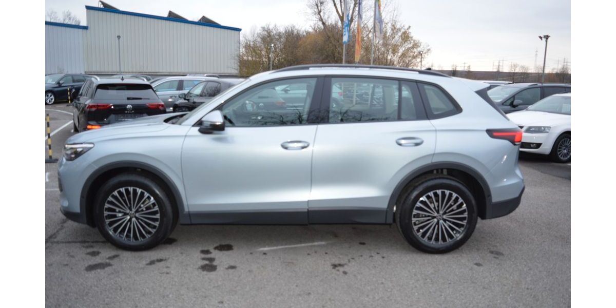 VW Tiguan 3.000 km 37.990 &euro; Leingarten 74211