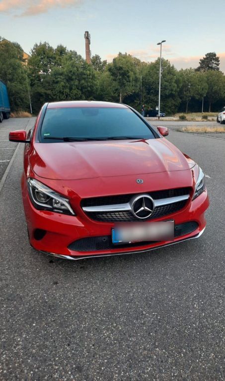CLA 180 Shooting Brake