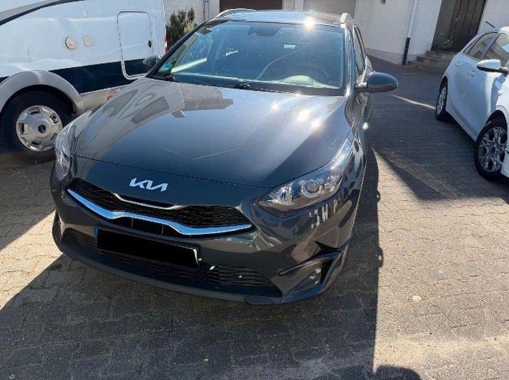 Kia ceed Sportswagon 68.000 km 20.500 &euro; Mannheim 68167