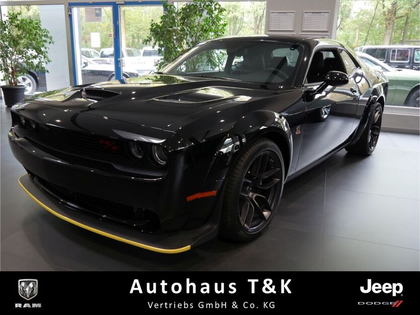 Dodge Challenger 6.500 km 69.990 € Hamburg 21077
