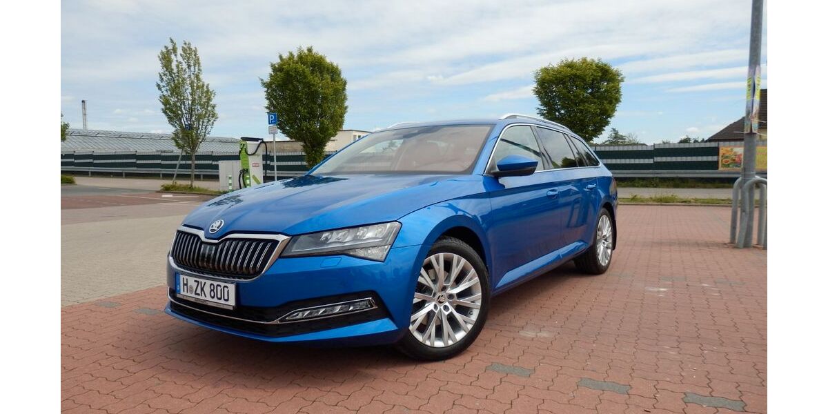 Skoda Superb 86.546 km 25.690 &euro; Hannover 30419