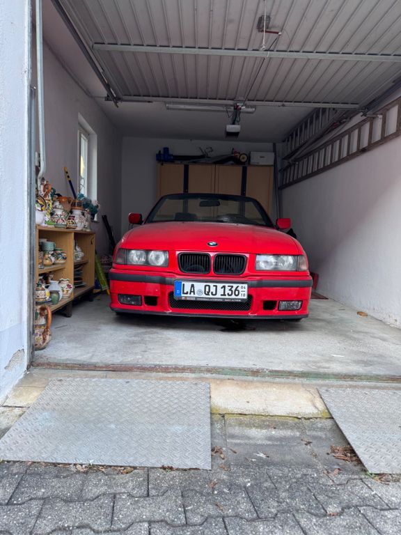 320