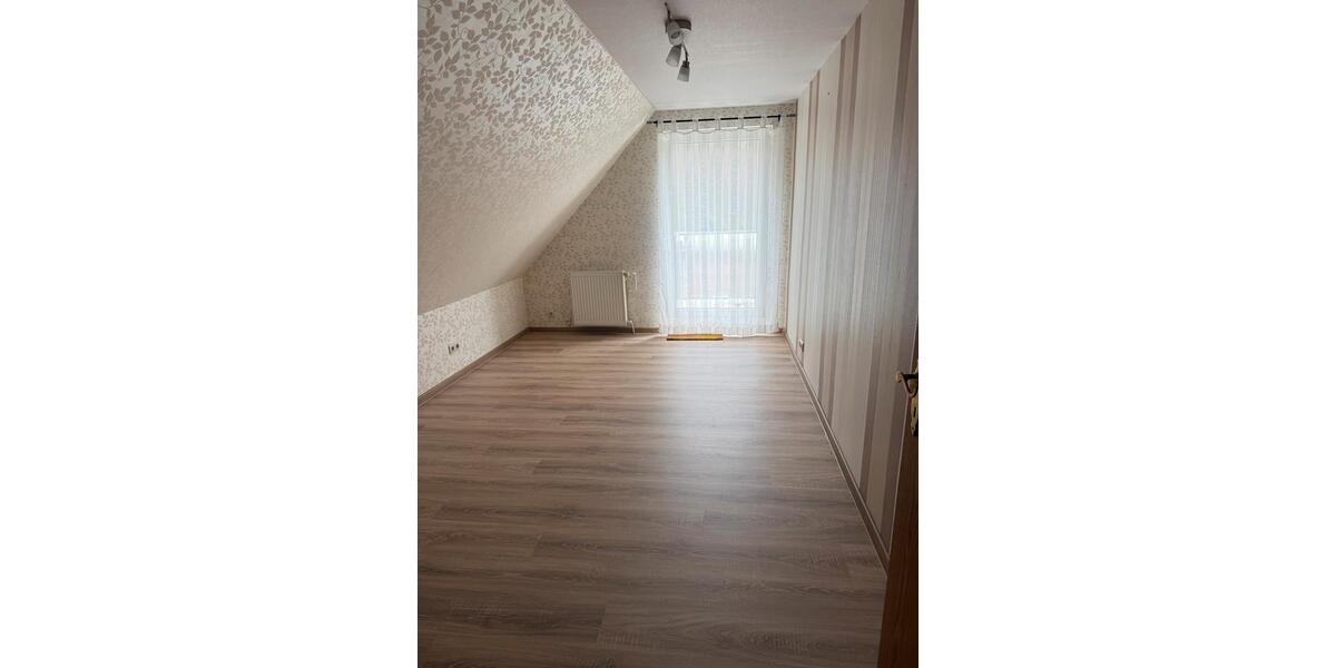 Einfamilienhaus Eisenach - 6 Zimmer, 160 m&sup2;, 340.000&euro; | Angebot:25640284