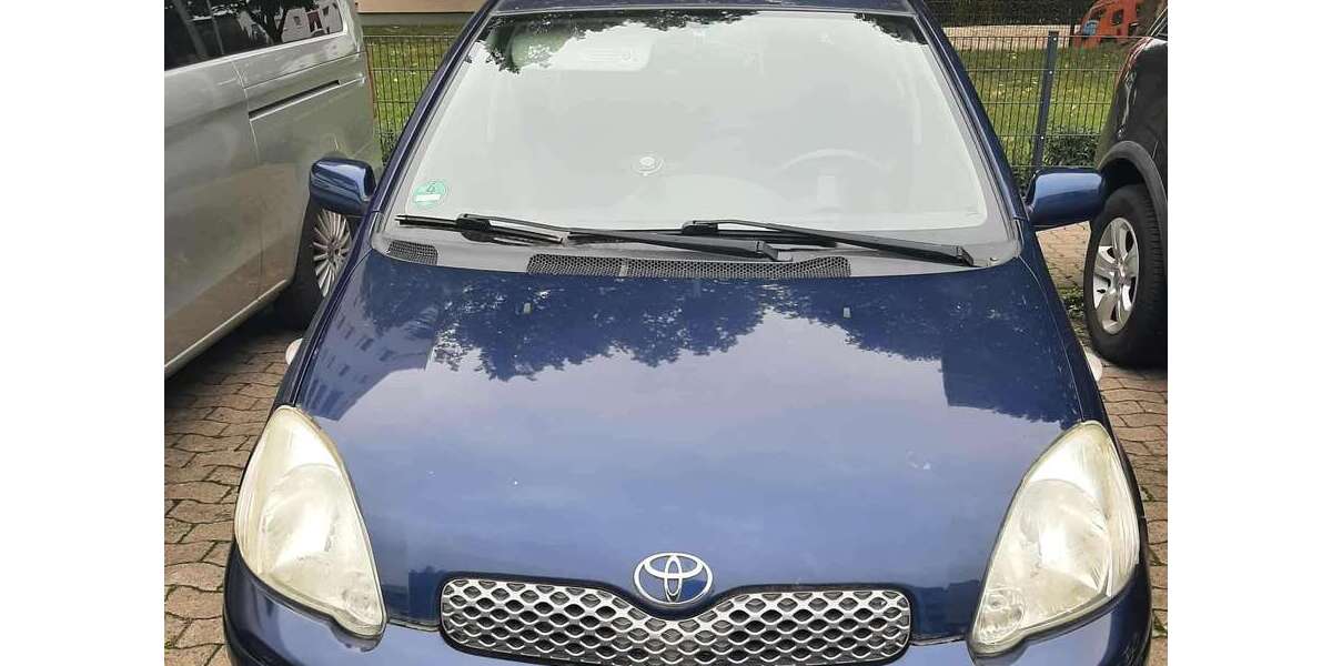 Toyota Yaris 85.000 km 2.500 € laatzen 30880