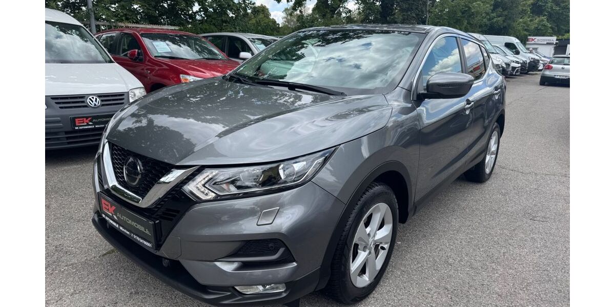 Nissan Qashqai 45.100 km 16.900 &euro; München 81243