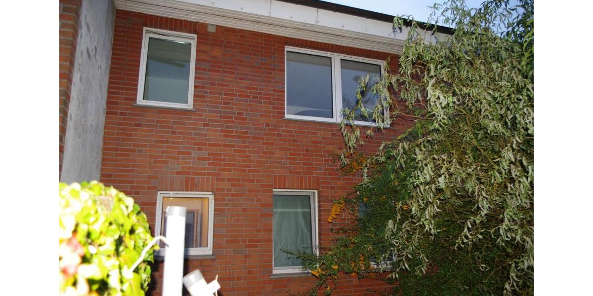 3-Zimmer-Wohnung mit Wohnküche 2 Zimmer 2 Bäder + Flure 3 zimmer