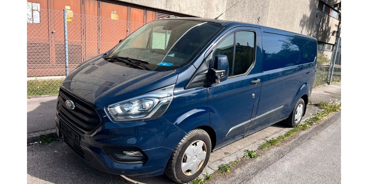 Ford Transit Custom 370.676 km 8.080 &euro; München 81929