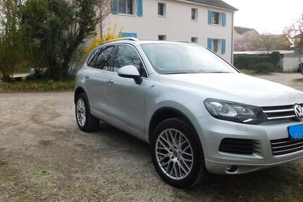 VW Touareg 216.900 km 12.500 &euro; Weil am Rhein 79576