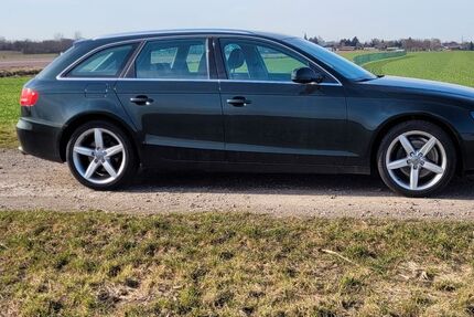 Audi A4 225.200 km 6.400 &euro; Köthen 06369