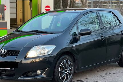 Toyota Auris 231.400 km 2.750 &euro; kolbermoor 83059