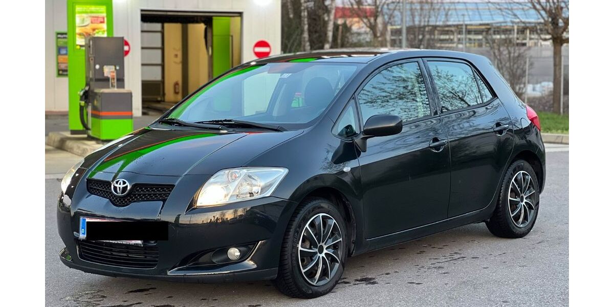 Toyota Auris 231.400 km 2.750 &euro; kolbermoor 83059