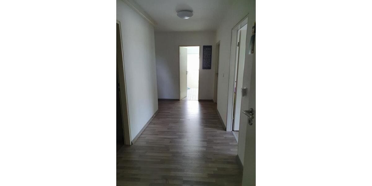 Einfamilienhaus Marsberg - 7 Zimmer, 210 m&sup2;, 319.000&euro; | Angebot:26989346