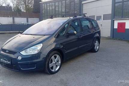 Ford S-Max 138.000 km 4.950 &euro; Oberhausen 46049