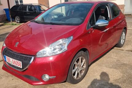 Peugeot 208 205.000 km 1.950 € Wertheim 97877