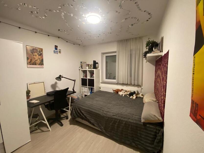 Frauen WG Zimmer in Mühlburg
