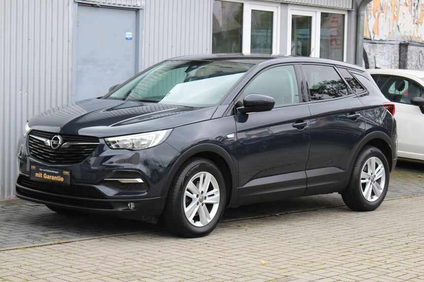 Opel Grandland (X) 43.070 km 15.890 € Berlin 13089