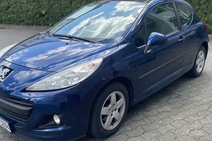 Peugeot 207 142.000 km 2.190 &euro; Arnsberg 59821