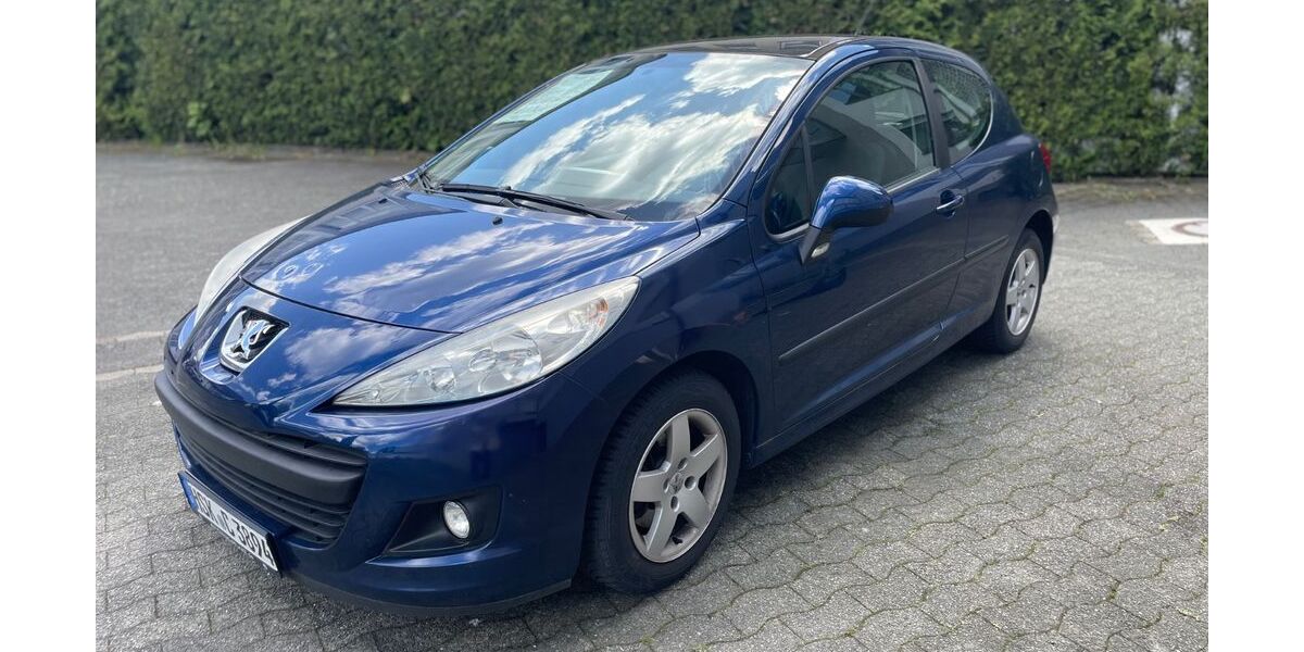 Peugeot 207 142.000 km 2.190 &euro; Arnsberg 59821