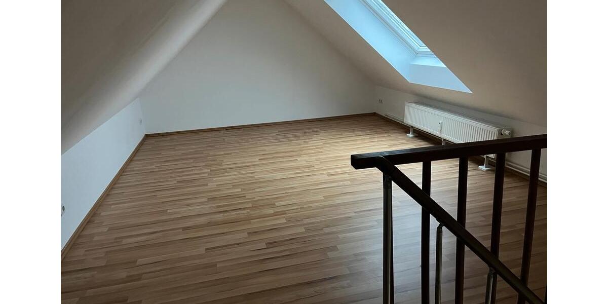 Dachgeschoßwohnung Milower Land - 3 Zimmer, 76 m&sup2;, 560&euro; | Angebot:25257504