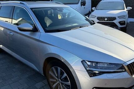 Skoda Superb 61.211 km 26.950 &euro; Berga 06536