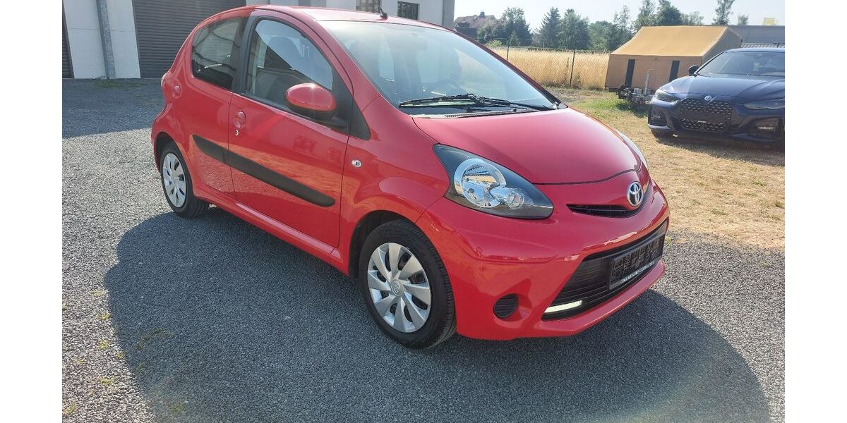 Toyota Aygo (X) 49.800 km 8.750 &euro; Grosswallstadt 63868