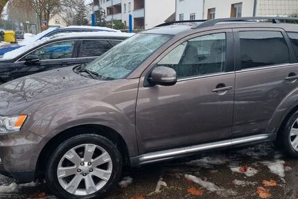 Mitsubishi Outlander 195.000 km 7.450 &euro; Hanau 63457