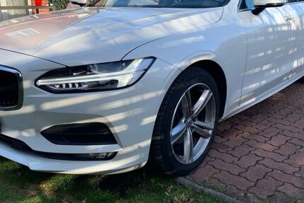 Volvo V90 67.000 km 24.900 &euro; Elmshorn 25335