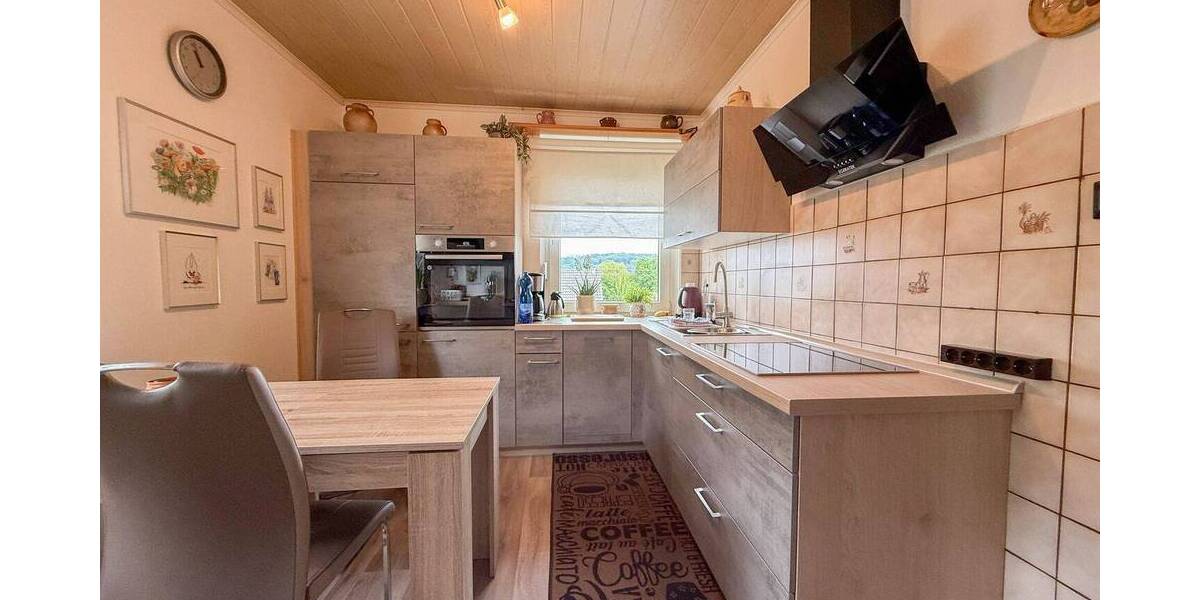 Mehrfamilienhaus, Wohnhaus Hennef (Sieg) Hennef - 6 Zimmer, 170 m&sup2;, 375.000&euro; | Angebot:26657322