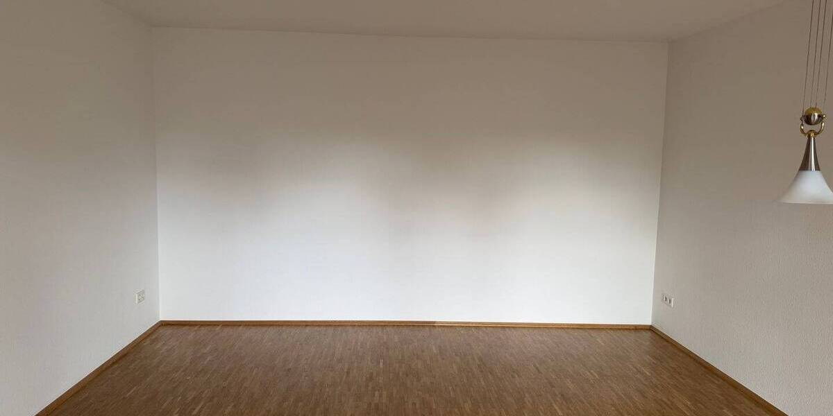 Etagenwohnung Duisburg Neudorf-Süd - 2 Zimmer, 72 m&sup2;, 730&euro; | Angebot:26834217