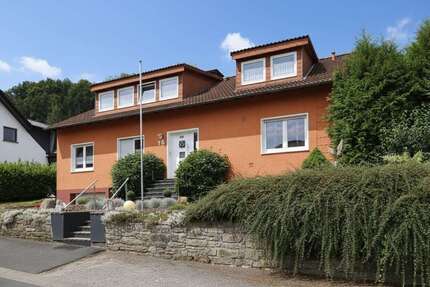 Haus Nieheim - 6 Zimmer, 190 m&sup2;, 250.000&euro; | Angebot:27349528