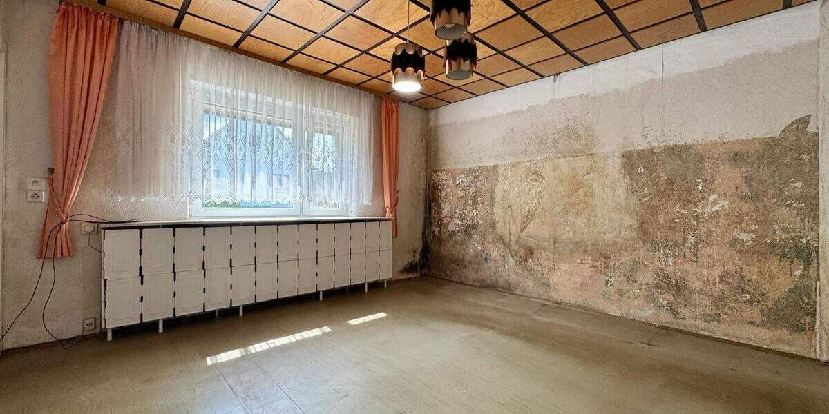 Einfamilienhaus Kubschütz Jenkwitz - 8 Zimmer, 179 m&sup2;, 240.000&euro; | Angebot:25877470