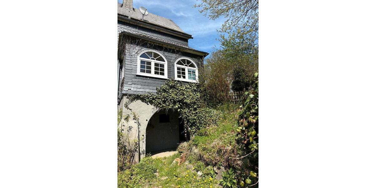 Einfamilienhaus Olsberg - 10 Zimmer, 153 m&sup2;, 182.000&euro; | Angebot:26341110