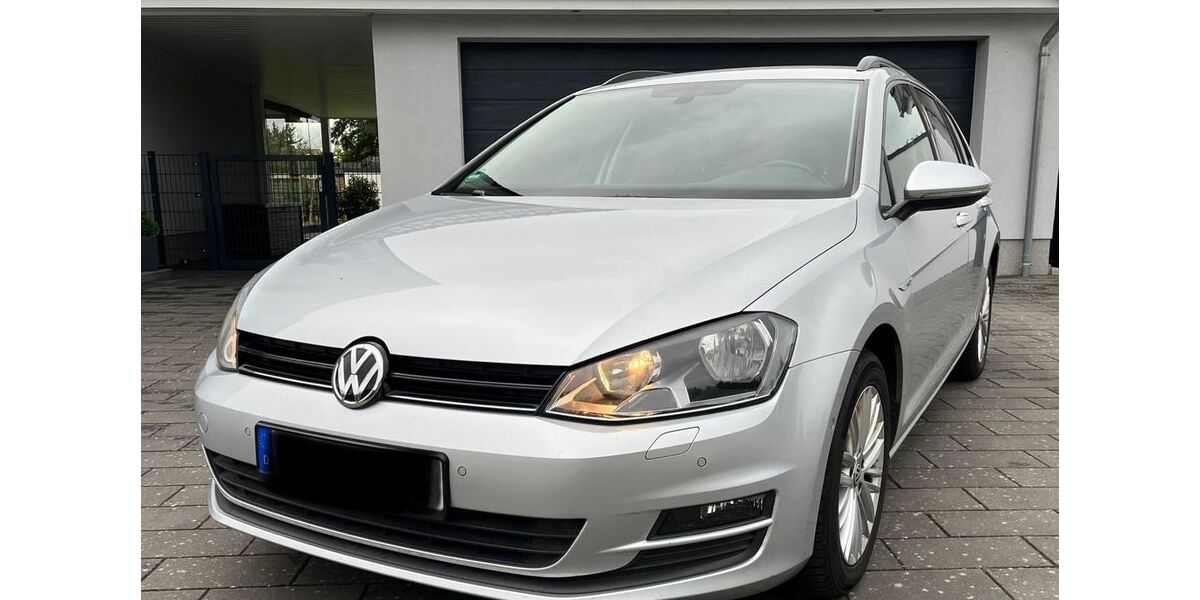 VW Golf 220.671 km 6.199 &euro; Burgstall 39517