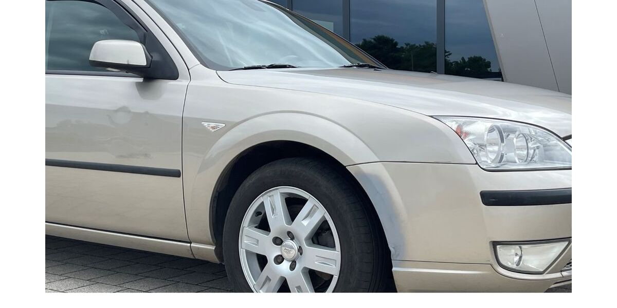 Ford Mondeo 225.000 km 1.400 &euro; Dessau-Roßlau 06847