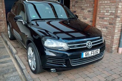 VW Touareg 222.000 km 13.900 € Grevenbroich 41517