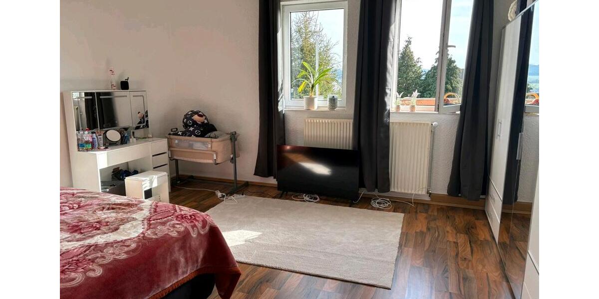 Etagenwohnung Bad Salzdetfurth - 3 Zimmer, 105 m&sup2;, 625&euro; | Angebot:25233515
