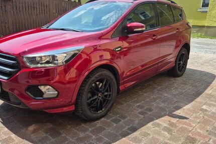 Ford Kuga 106.424 km 15.500 &euro; Gornau 09405