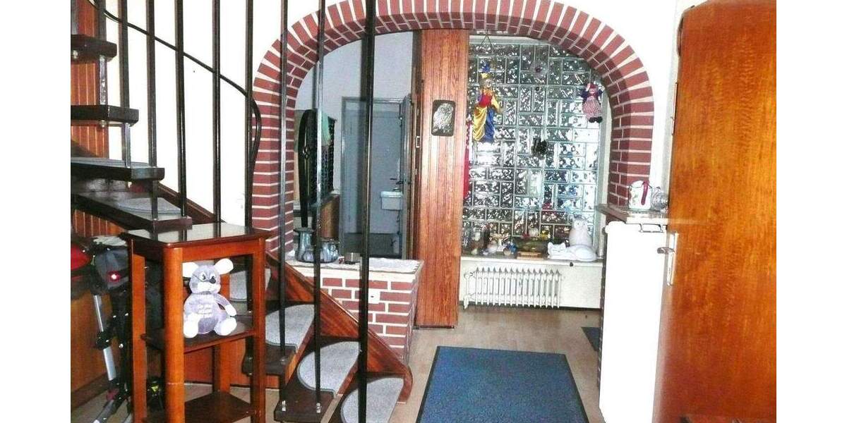 Mehrfamilienhaus, Wohnhaus Barmstedt - 5 Zimmer, 152 m&sup2;, 260.000&euro; | Angebot:25797276
