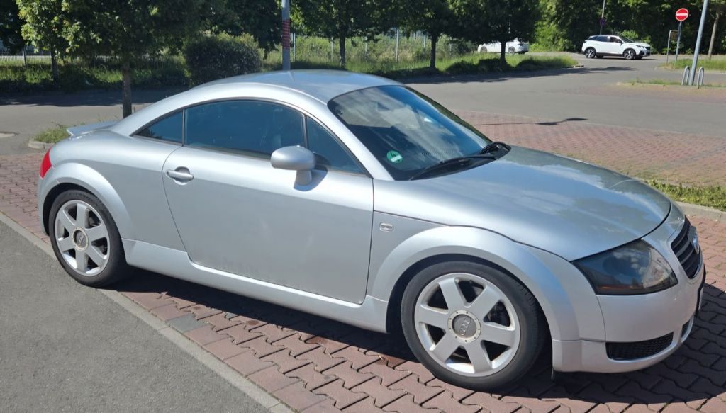 Audi TT 231.900 km 4.200 € Dahn 66994