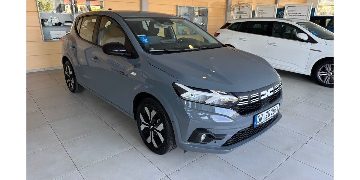 Dacia Sandero 6.500 km 19.490 &euro; Görlitz 02827