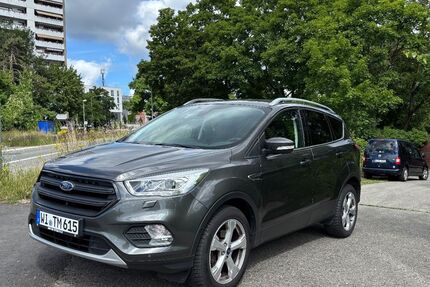Ford Kuga 81.126 km 15.700 &euro; Wiesbaden 65199